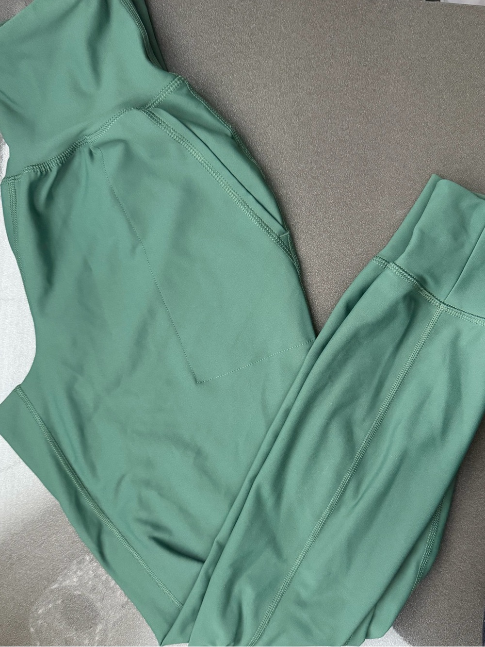 Old Navy Seafoam Green High-Waist Active Joggers